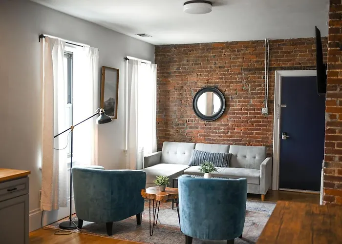 Historic Loft Near Stadiums Modern & Cozy * Pittsburgh